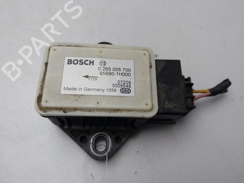 Used Electronic sensor KIA CEE'D SW (ED) 1.6 CRDi 115 (115 hp) 33042615