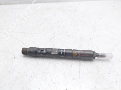 Used Injector NISSAN ALMERA II Hatchback (N16) 1.5 dCi (82 hp) 18033560