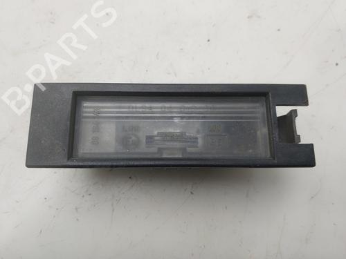 Éclairage de plaque d'immatriculation Éclairage de plaque d'immatriculation 37638930 37638930