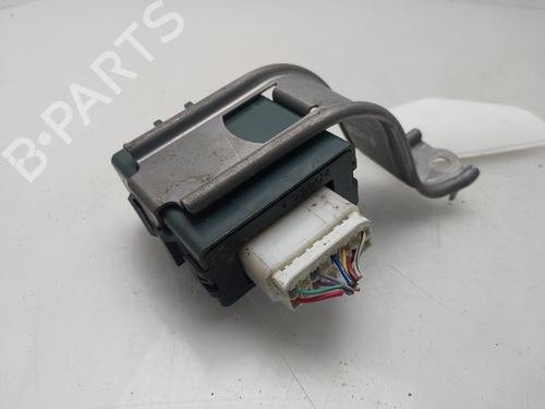 Elektronische module LEXUS IS II (_E2_) 220d (ALE20) (177 hp) 32132696