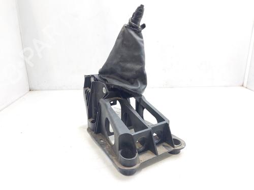 Used Gear lever CITROËN C3 I (FC_, FN_) 1.1 i (60 hp) 18073076