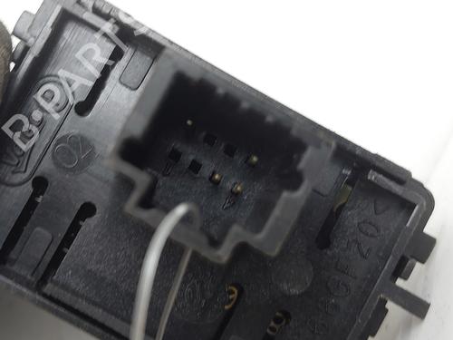 Right rear window switch RENAULT MEGANE III Hatchback (BZ0/1_, B3_) 1.4 TCe (BZ0F, BZ1V) | BP36298068I28 - Image 3