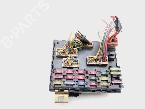 Used Fuse box RENAULT MEGANE I Coach (DA0/1_) 1.4 16V (DA0D, DA1H, DA0W, DA10) (95 hp) 22689680