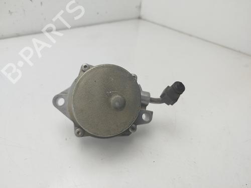 Used Vacuum pump FORD FIESTA V (JH_, JD_) [2001-2014]  32317275