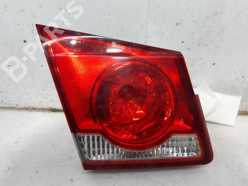 Used Left tailgate light Left tailgate light CHEVROLET CRUZE (J300) 2.0 CDI (150 hp) 8948977 8948977