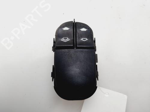 Used Left front window switch FORD FOCUS I Saloon (DFW) 1.8 Turbo DI / TDDi (90 hp) 30504277