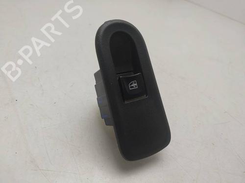 Used Right rear window switch Right rear window switch DACIA DUSTER (HS_) 1.2 TCe 125 (125 hp) 40077409 40077409