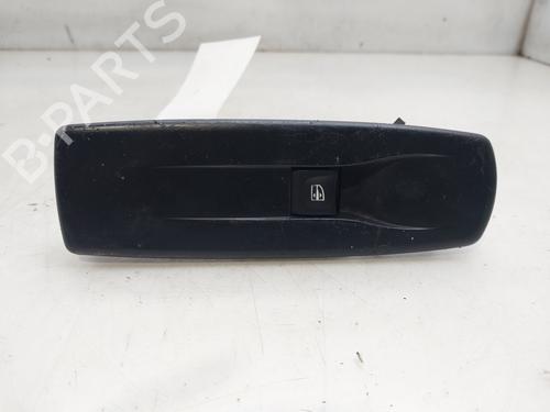 Used Right front window switch RENAULT MEGANE III Hatchback (BZ0/1_, B3_) 1.5 dCi (BZ09, BZ0D, BZ1W, BZ29, BZ14) (110 hp) 17027648