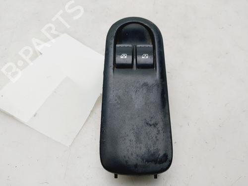 Used Left front window switch RENAULT MEGANE II Saloon (LM0/1_) [2003-2025]  22598261