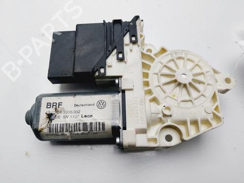 Used Left rear window motor Left rear window motor SEAT LEON (1P1) 2.0 TDI (170 hp) 32712354 32712354