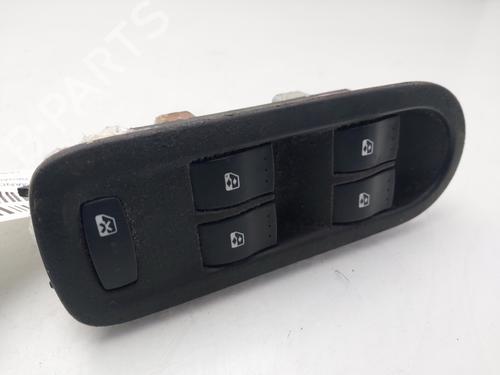 Used Left front window switch Left front window switch RENAULT MEGANE II Saloon (LM0/1_) [2003-2026] 33425723 33425723