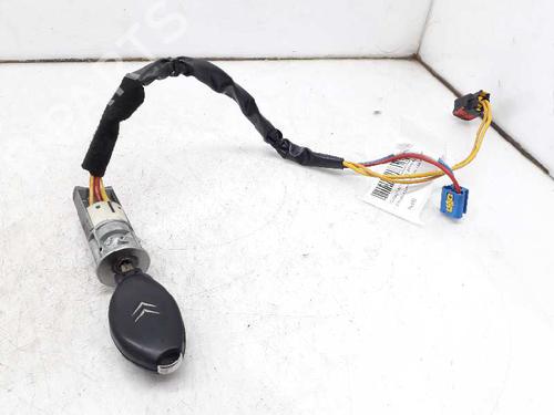 Used Ignition barrel CITROËN XSARA Coupe (N0) 1.9 D (70 hp) 2893592