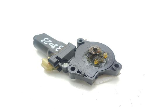 Left front window motor HYUNDAI TUCSON (JM) 2.0 CRDi | BP26705615E21 