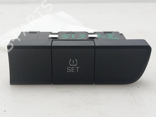 switch-audi-a1-8x1-8xk-2010-2011-2012-2013-2014-2015-2016-2017-2018-2019-34222678 main image