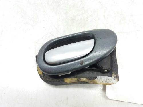 Used Front right interior door handle PEUGEOT 206 Hatchback (2A/C) 2.0 HDI 90 (90 hp) 3306704