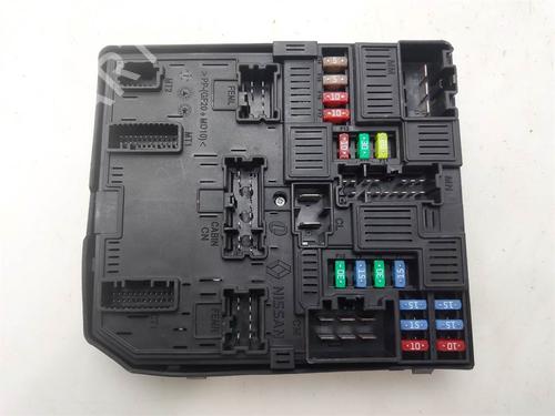 elektronisk-modul-renault-megane-iv-hatchback-b9amn_-2015-38303759 main image