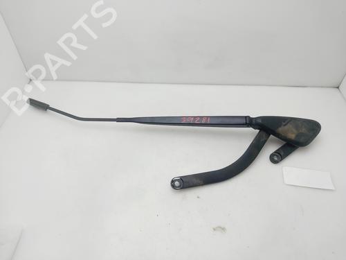 Used Front windshield wiper arm RENAULT SCÉNIC II (JM0/1_) [2003-2010]  28817261