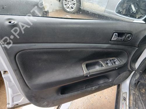 Right front steering knuckle VW PASSAT B5 (3B2)  | BP32018218M26 