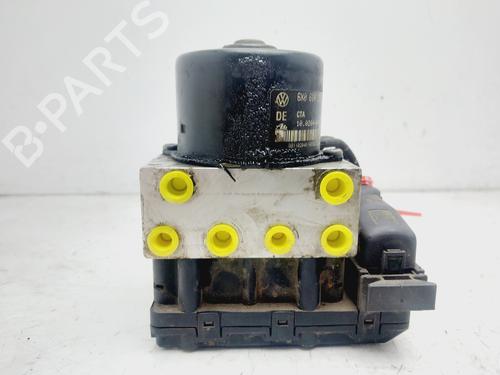 Used ABS pump SEAT CORDOBA (6K1, 6K2) 1.4 i (60 hp) 10746418