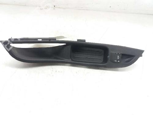 Used Right front window switch FORD FOCUS III 1.6 TDCi (95 hp) 3665105