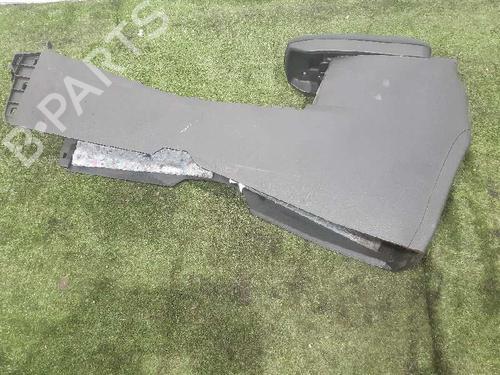 Armrest / Center console TOYOTA AURIS Estate (_E18_) 1.8 Hybrid (ZWE186_, ZWE186R, ZWE186H) | BP7153249I20 