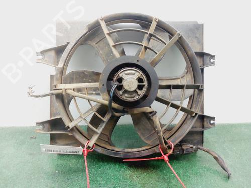 Used Radiator fan HYUNDAI SONATA III (Y-3) 2.0 i 16V (139 hp) 31876839