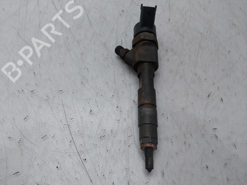 injector-renault-laguna-ii-bg01_-2001-2002-2003-2004-2005-2006-2007-33943666 main image