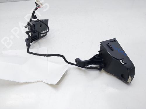 Steering wheel controls PEUGEOT 508 I (8D_) 1.6 HDi | BP13711464E15 