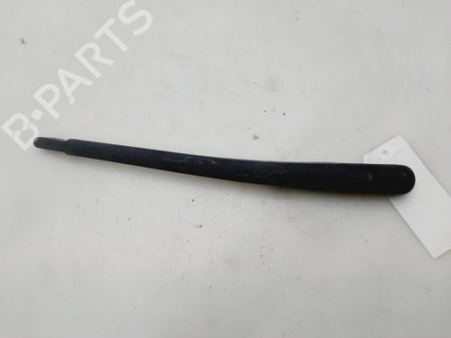 Used Rear windshield wiper arm PEUGEOT 306 Hatchback (7A, 7C, N3, N5) 1.9 D (69 hp) 28374533