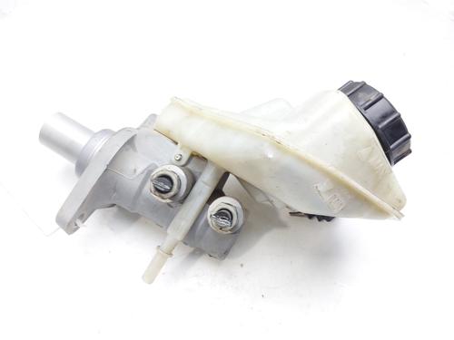 Brake master cylinder LAND ROVER FREELANDER 2 (L359) 2.2 TD4 4x4 | BP13643909M77 