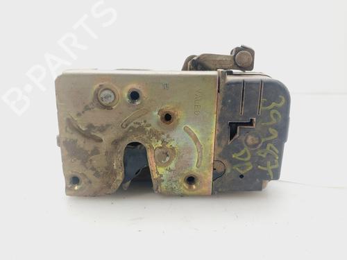 Højre fortil lås PEUGEOT PARTNER MPV (5_, G_) [1996-2025]  30096139