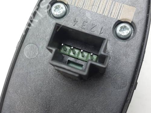 Right rear window switch MERCEDES-BENZ E-CLASS (W211) E 270 CDI (211.016) | BP40524291I28 - Image 2
