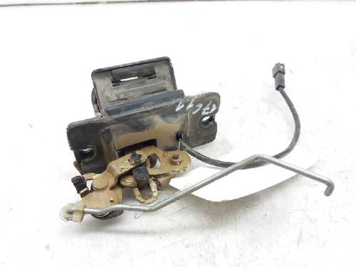 Tailgate lock KIA SORENTO I (JC) 2.4 | BP4953857C101 