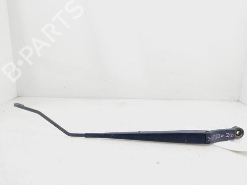 Used Front windshield wiper arm CHEVROLET AVEO / KALOS Hatchback (T250, T255) [2006-2025]  22615195