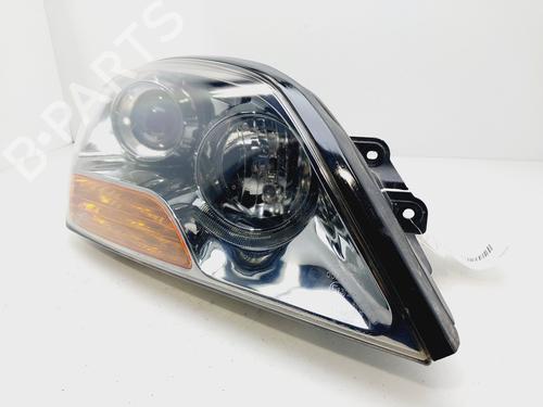 Right headlight KIA SORENTO I (JC) 2.5 CRDi | BP30327251C29 
