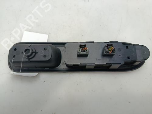Left front window switch PEUGEOT 407 (6D_) 2.0 HDi 135 (6DRHRH, 6DRHRE, 6DRHRG, 6DRHRJ) | BP29408509I27