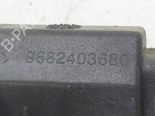 Licence plate light CITROËN C3 II (SC_) 1.6 BlueHDi 75 | BP38922652I40 - Image 3