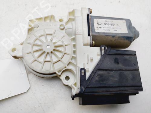 Used Right front window motor SEAT CORDOBA (6L2) 1.4 16V (75 hp) 30724219
