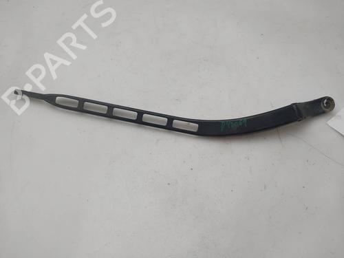 Used Front windshield wiper arm Front windshield wiper arm 39595824 39595824