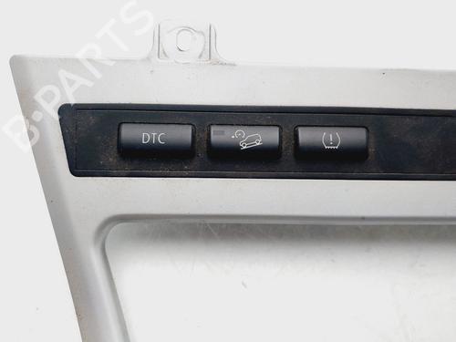 Middle console BMW X3 (E83) xDrive 20 d | BP19131642I22 