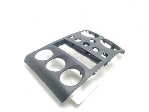 Used Middle console CITROËN BERLINGO / BERLINGO FIRST Box Body/MPV (M_) 2.0 HDI 90 4WD (MBRHY, MCRHY) (90 hp) 30555536