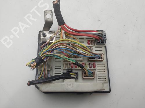 fuse-box-renault-scenic-ii-jm01_-2003-2004-2005-2006-2007-2008-2009-2010-36418870 main image