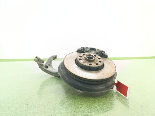 Used Left front steering knuckle VW PASSAT B5.5 (3B3) [2000-2005]  30878091