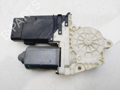 Portierruitmotor rechtsvoor VW GOLF IV (1J1) [1997-2008]  29762815