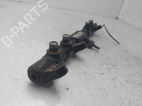 Rail D'Injecteurs FORD MONDEO III (B5Y) [2000-2007]  31878089