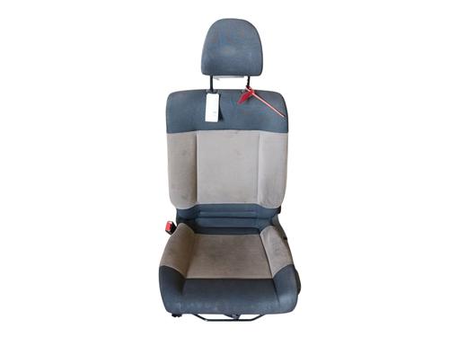 Sæde højre fortil CITROËN C4 CACTUS 1.2 THP 110 (110 hp) 31597824