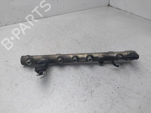 Used Injection rail RENAULT GRAND SCÉNIC II (JM0/1_) [2004-2009]  31182737
