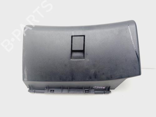 Used Glove box ALFA ROMEO 145 (930_) 1.9 JTD (930.A4B) (105 hp) 32123744