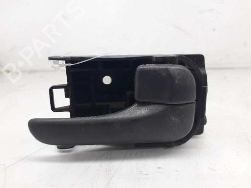 Høyre foran invendig håndtak NISSAN PRIMERA (P11) 2.0 TD (90 hp) 12398234