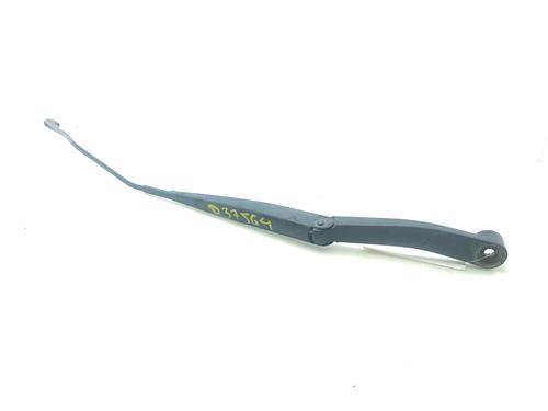 Used Front windshield wiper arm CHEVROLET ORLANDO (J309) [2010-2025]  26734115